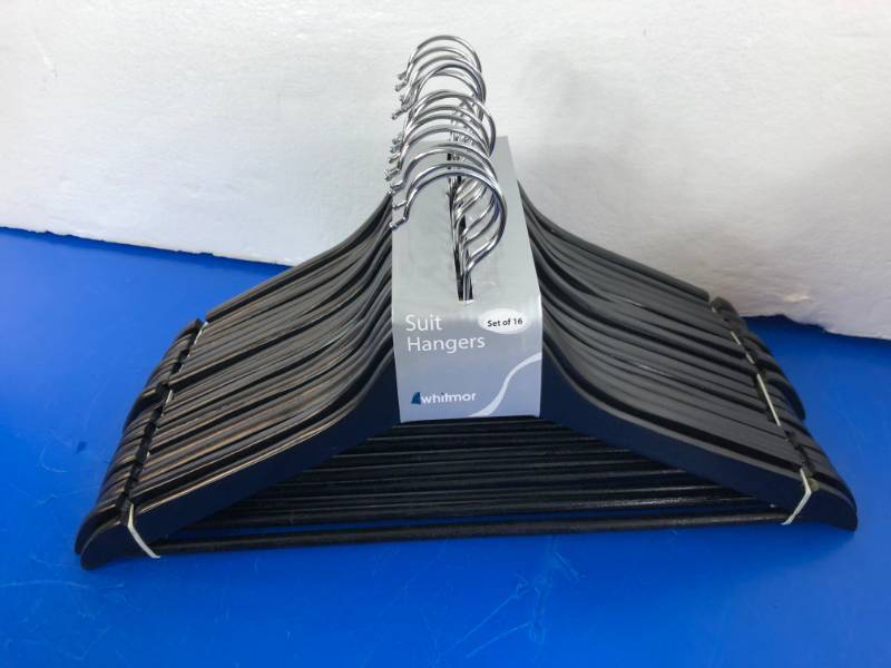lot 1077 image: SET OF 16  HANGERS (WHIMOR)