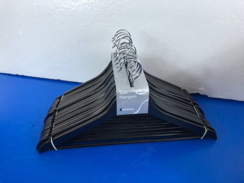 lot 1082 image: SET OF 16  HANGERS (WHIMOR)