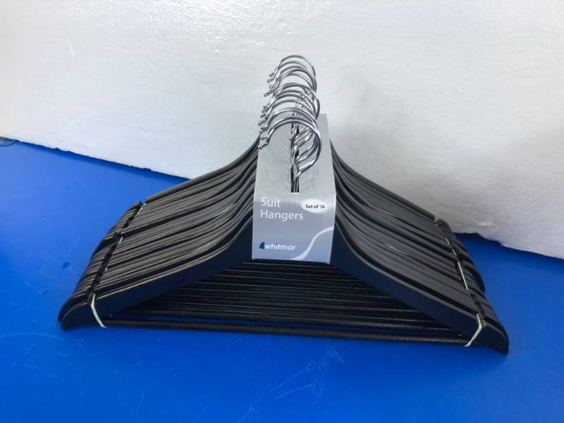 lot 1089 image: SET OF 16  HANGERS (WHIMOR)