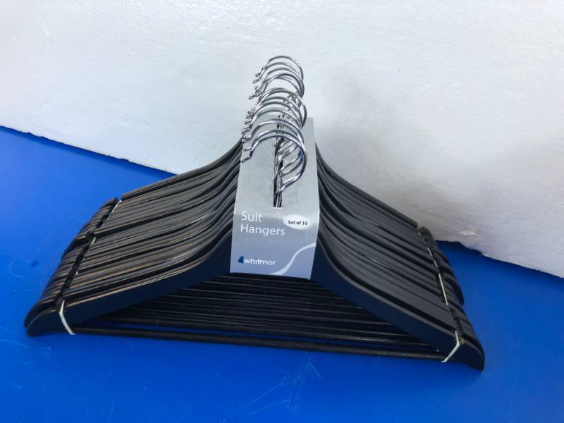 lot 1093 image: SET OF 16  HANGERS (WHIMOR)