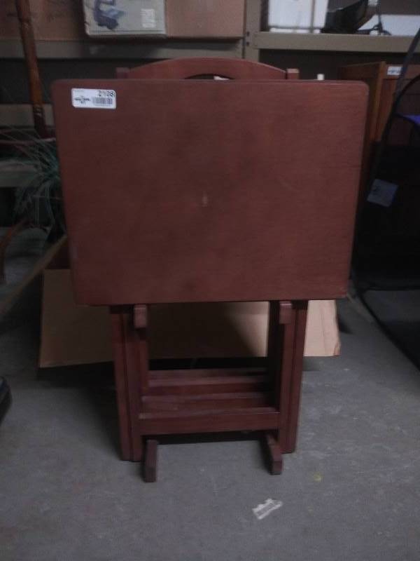 lot 2108 image: Wood TV trays