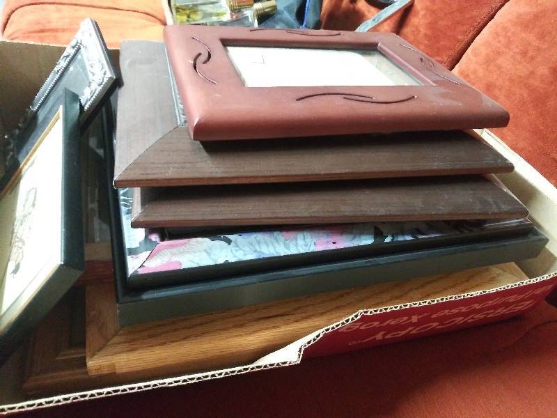 lot 2091 image: Box of Picture Frames