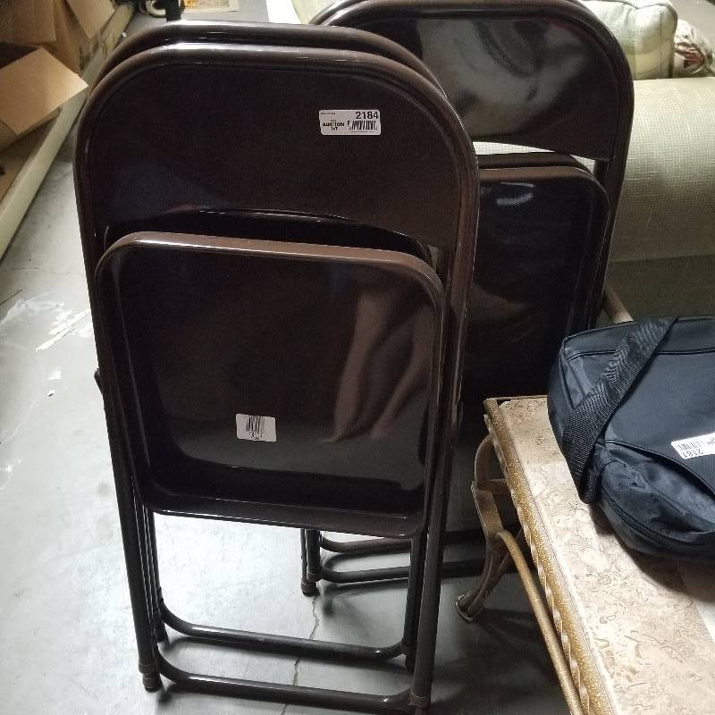 lot 2184 image: Metal Folding Chairs