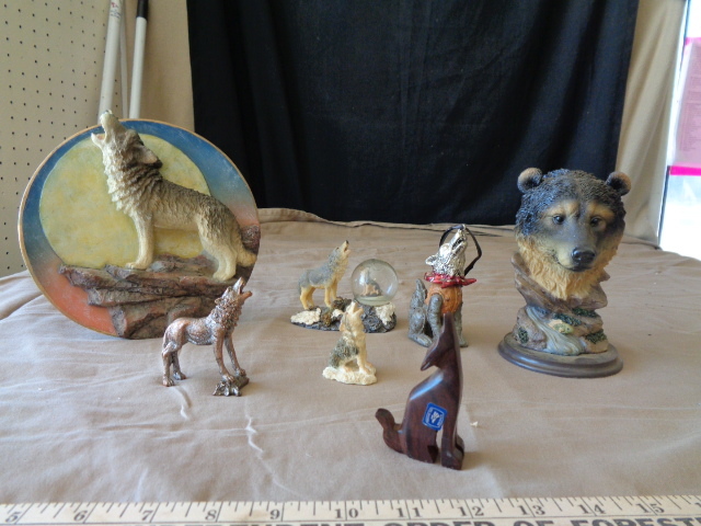 lot 7637 image: Wolf Dcor