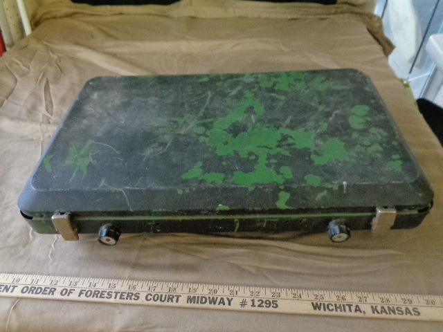 lot 7683 image: Coleman Cook Stove