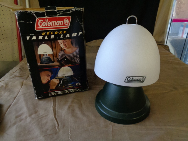 lot 7684 image: Coleman Deluxe Table Lamp