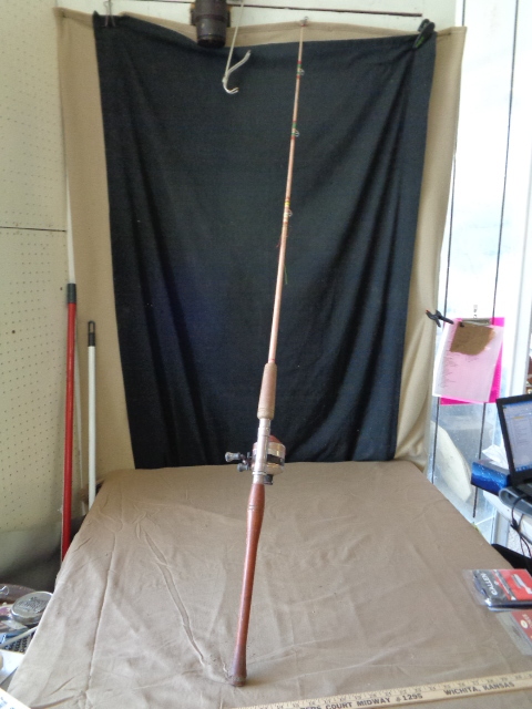 lot 7765 image: Rod and Reel