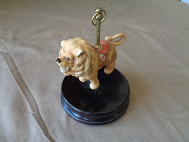 lot 7814 image: Lion Carousel Music Box
