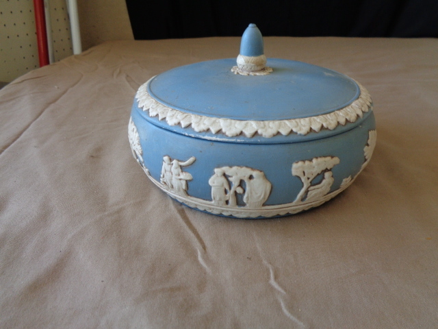 lot 7818 image: Arners Bowl
