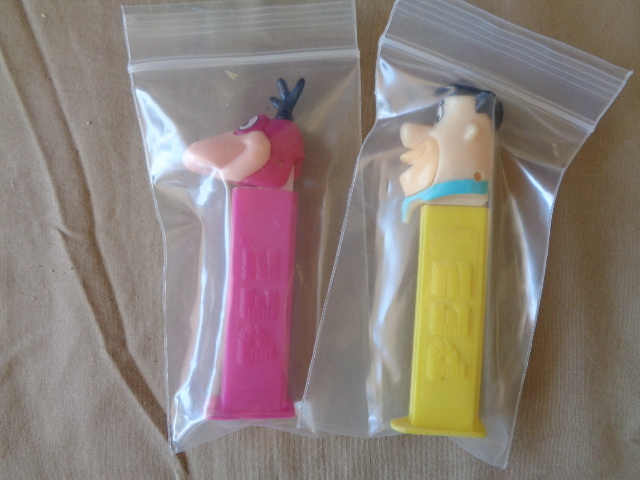 lot 7825 image: Flintstone Pez