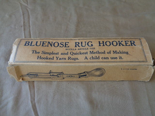 lot 7840 image: BlueNose Rug Hooker