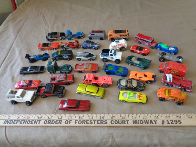 lot 7857 image: CARS