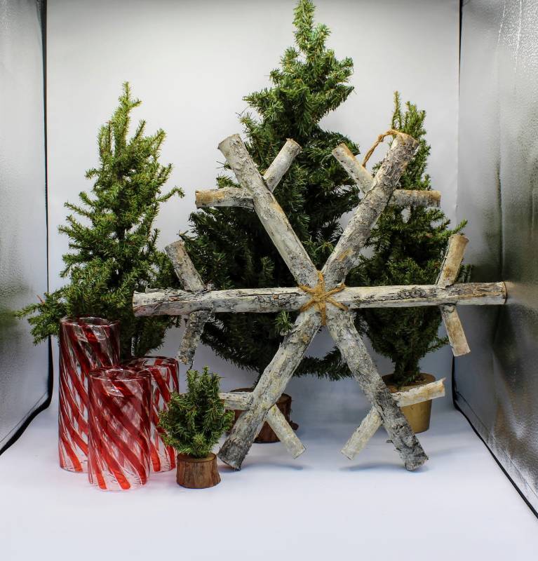 lot 1765 image: Rustic Wooden Snowflake,Trees & More