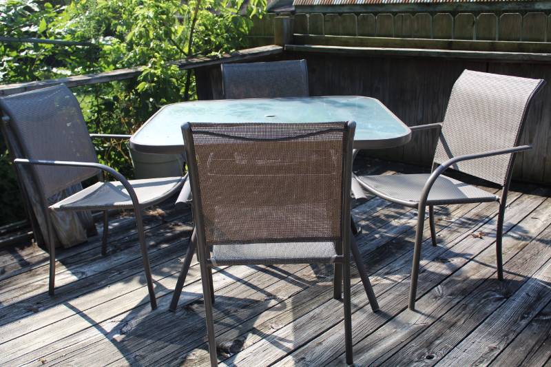 lot 1741 image: Outdoor Square Patio Table and Chairs