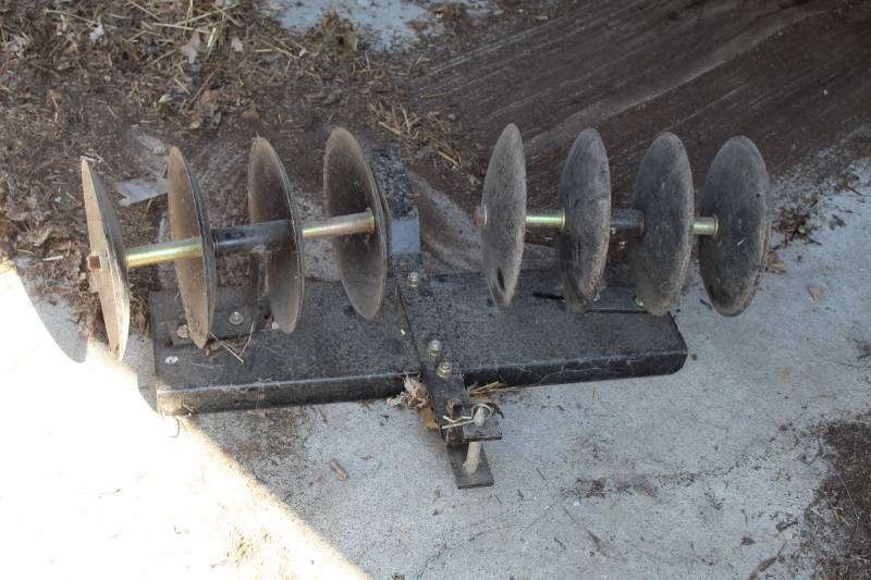 lot 1747 image: Pull behind Lawn Tractor Tiller