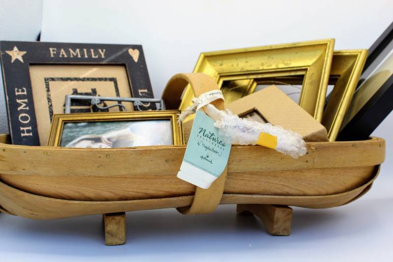 lot 1812 image: Hallmark Sketchbook Basket and Picture Frames