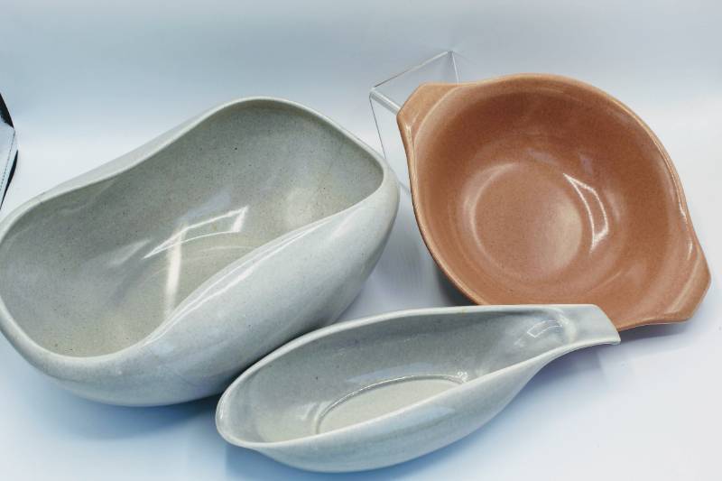 lot 1763 image: Russel Wright American Modern Dinnerware Vintage- 3 piece Lot