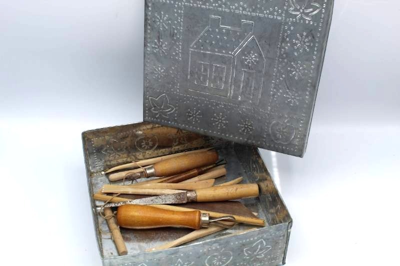 lot 1693 image: Metal Decorative Box with Clay Working Tools