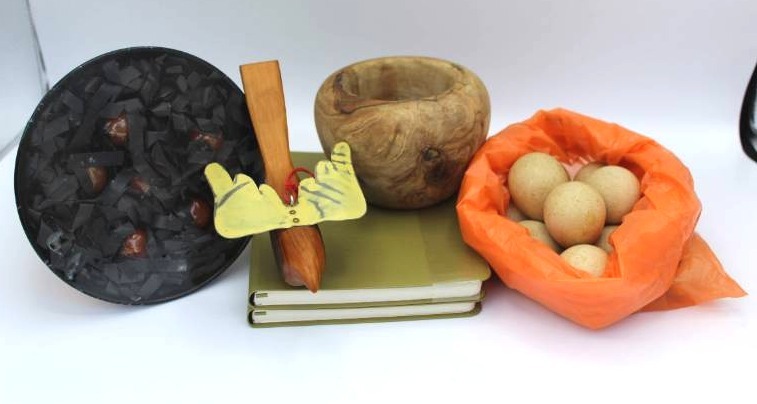 lot 1703 image: Hallmark Bonded Leather Journals, Wood Bowl, Candle  & Other  Goodies