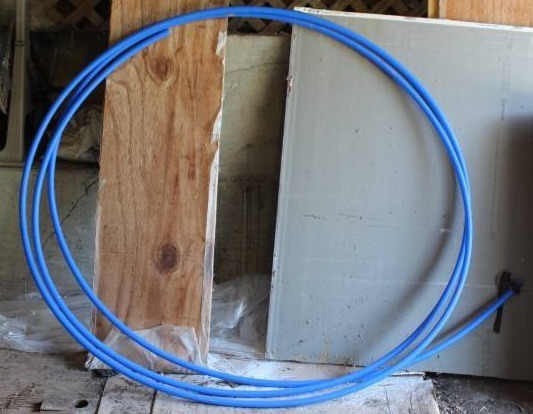 lot 1852 image: Crestline CE Blue Tubing