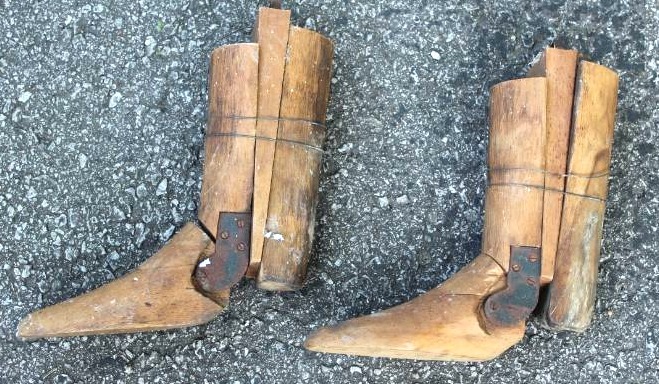 lot 1921 image: Antique Wood Boot Forms