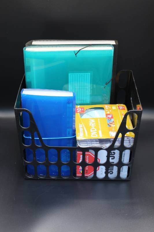lot 1846 image: Office and Desk Supplies