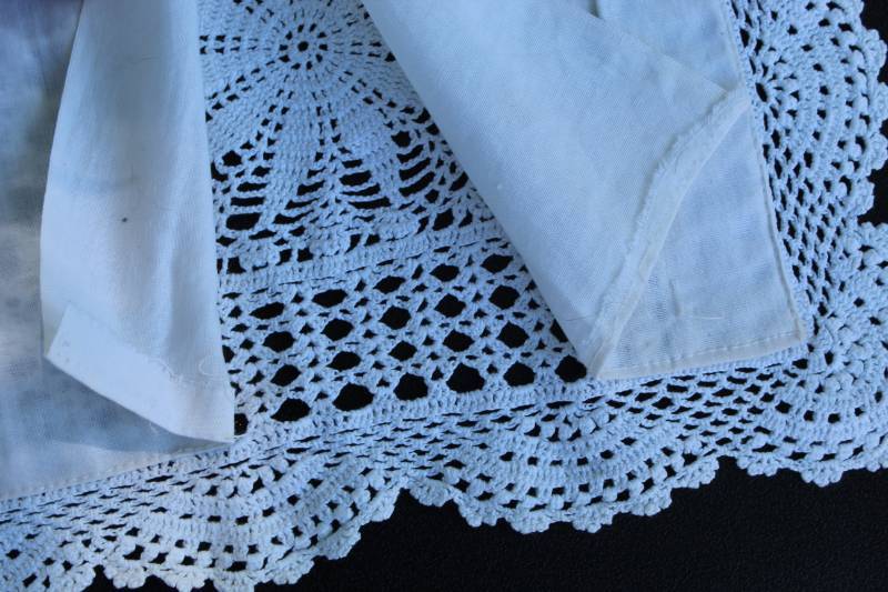 lot 1884 image: Antique Linens