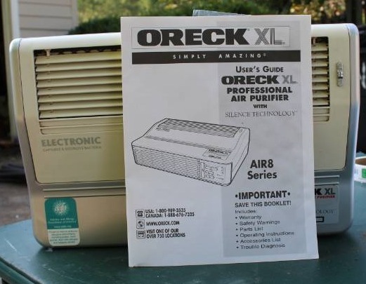 lot 1924 image: Oreck XL Profession Air Purfiier