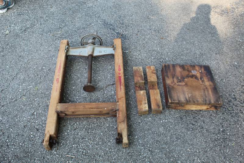 lot 1658 image: Antique Book Press