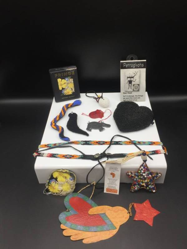 lot 1941 image: Crystal, Beads, Pewter and more