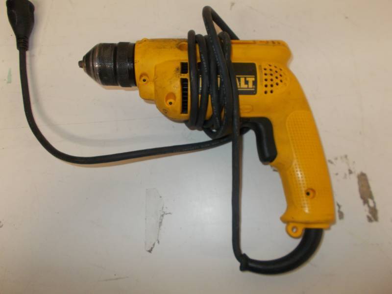 DEWALT D21009 Heavy Duty 6 Amp 3 8 Inch Drill with All Metal