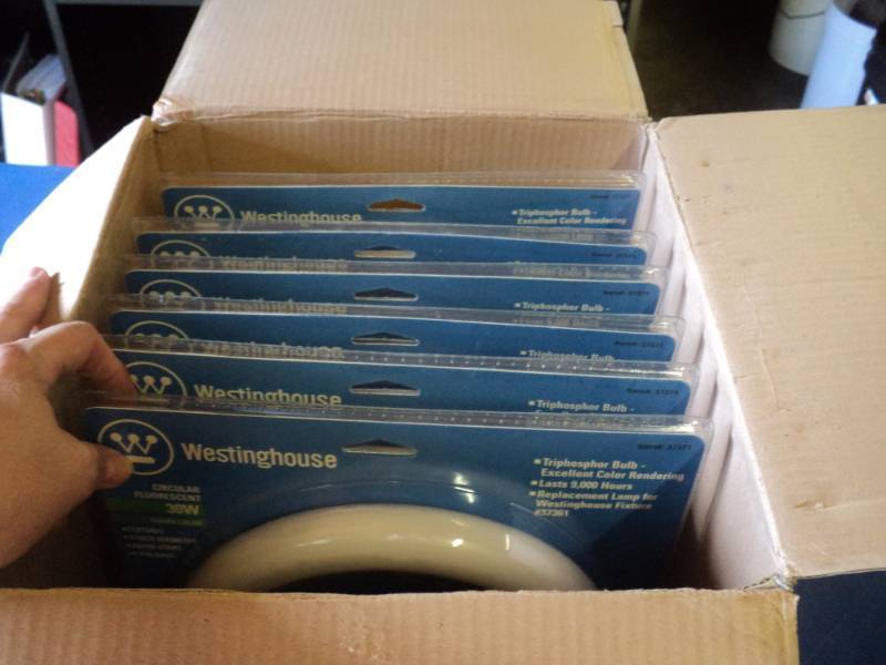 lot 9057 image: (1) box of (6) Westinghouse 30 watt, Triphosphor fluorescent 9 diameter bulb with 4-pin base