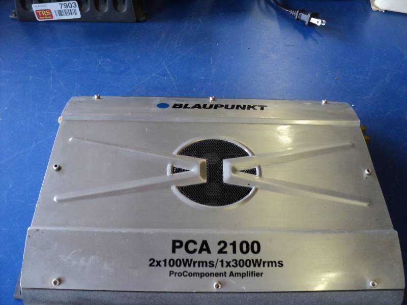 lot 7904 image: BlauPunkt PCA 2100 2 X100 WRMS 1 X 300 WRMS Procomponent Amplifier, used, untested