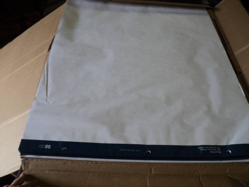 lot 9790 image: (1) box of (4) Business Source Easel Pads 38589, 27 x 34, Quad Ruled, 50 sheets per pad, damage to box- see photos