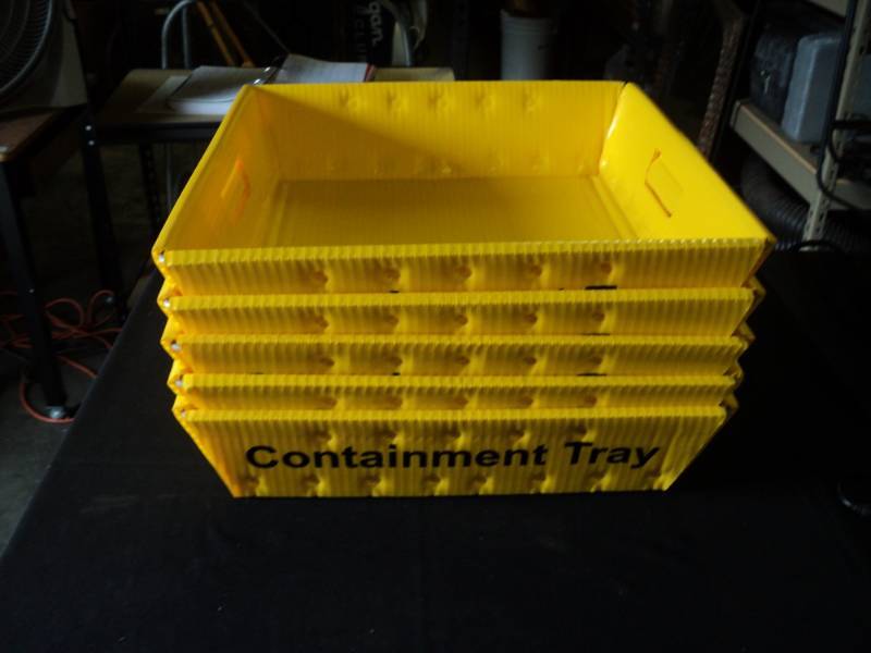 lot 9799 image: (5) ct lot Yellow Containment Trays, 17 x 17 x 4