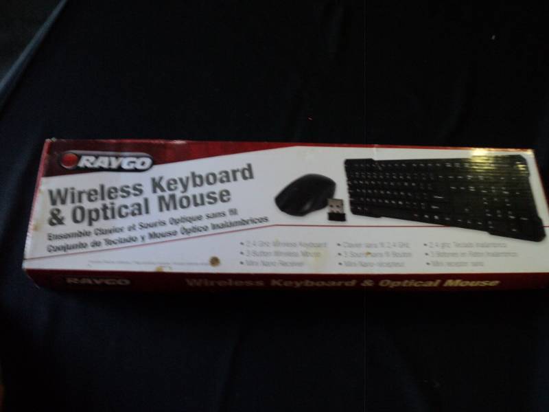 lot 9861 image: Raygo Wireless Keyboard and mouse, incomplete missing nano receiver