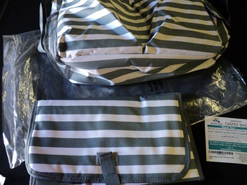 lot 9895 image: Bambini and Me Diaper Bag with changing pad