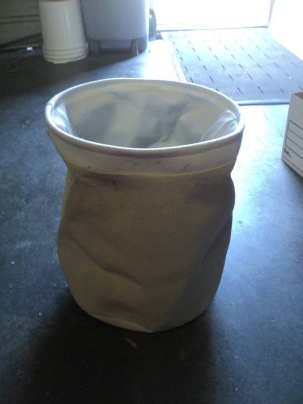 lot 9902 image: (3) ct lot Laundry Dayz Collapsible Linen Laundry Hamper
