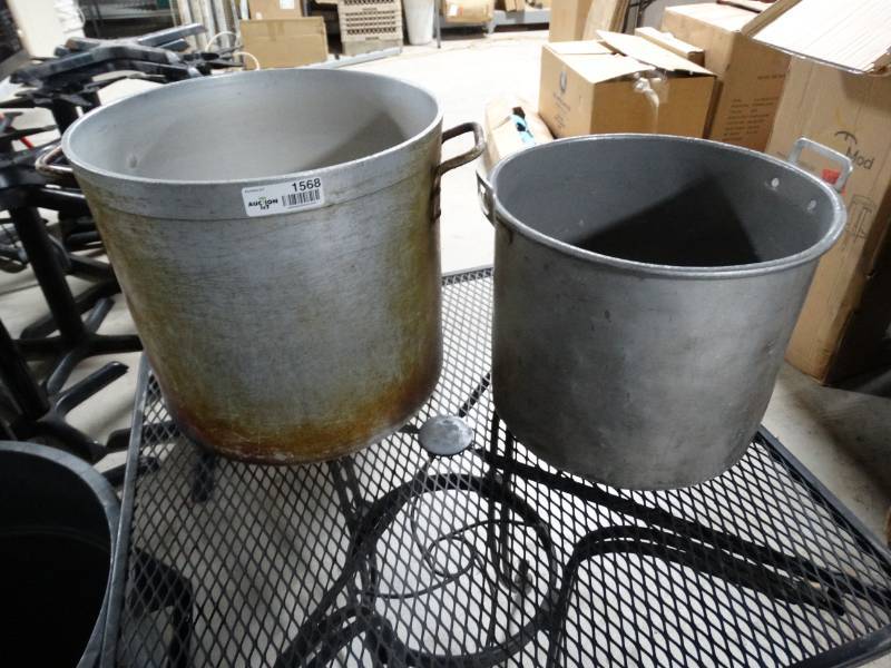 lot 1568 image: Two Stock Pots
