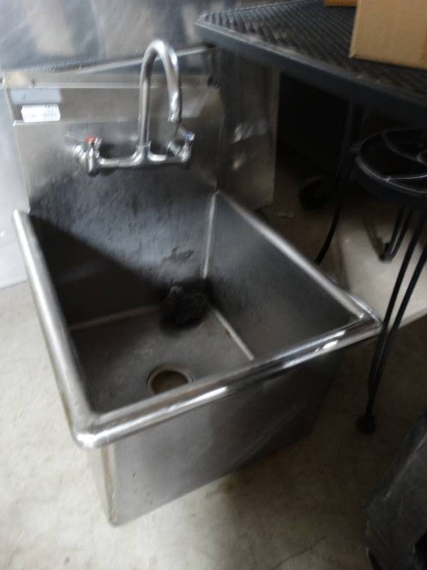 lot 1631 image: Stainless steel pot sink w faucet
