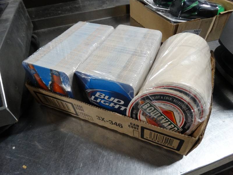 lot 1660 image: 3 sleeves of Budlight coasters