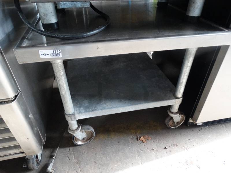 lot 1712 image: Square stainless steel equipment stand on wheels
