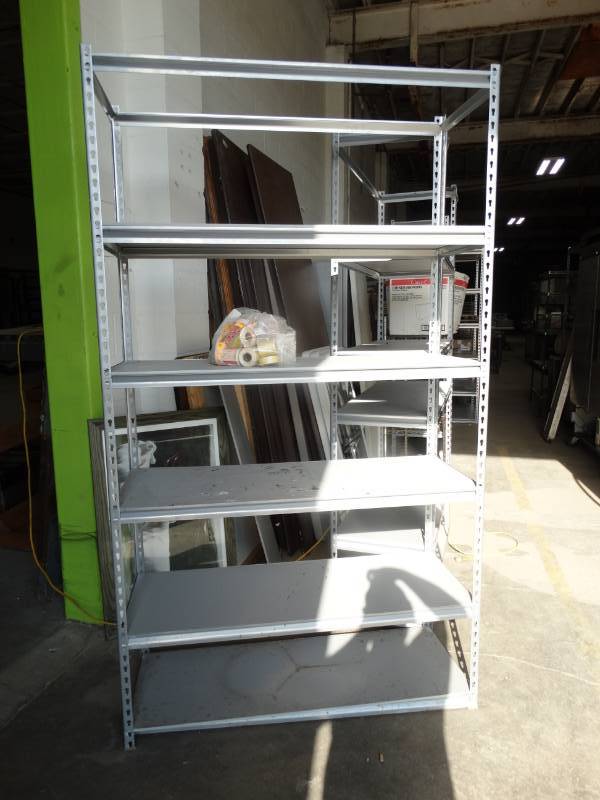 lot 1714 image: 6 shelff metal frame storage shelf