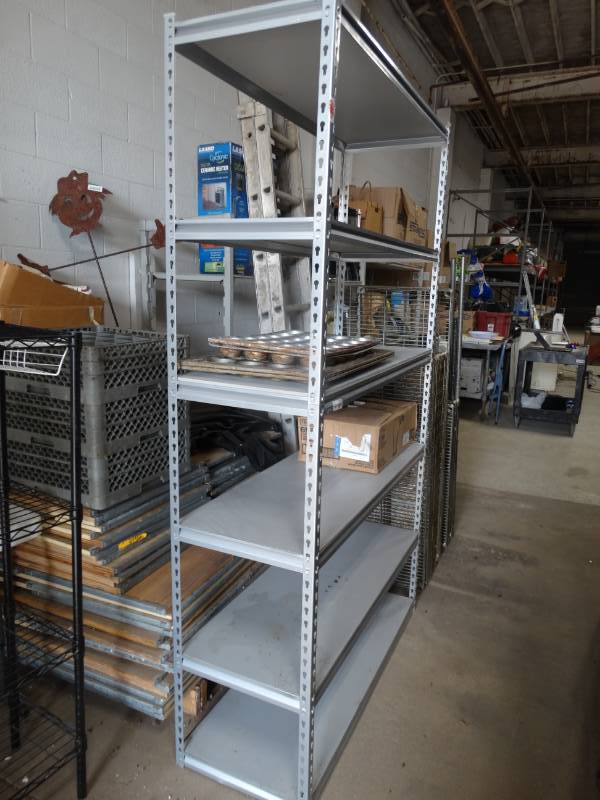 lot 1719 image: 6 shelf metal frame storage shelf
