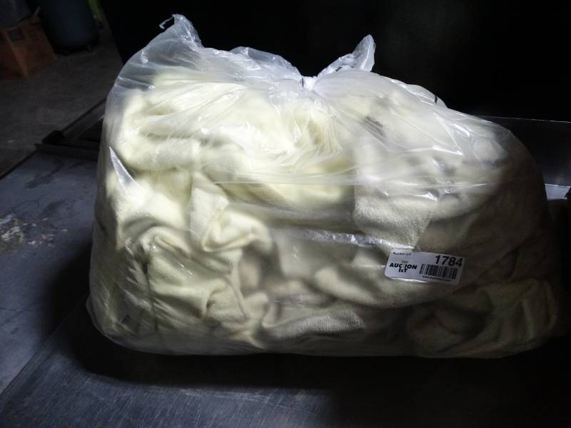lot 1784 image: Trash bag of microfiber rags