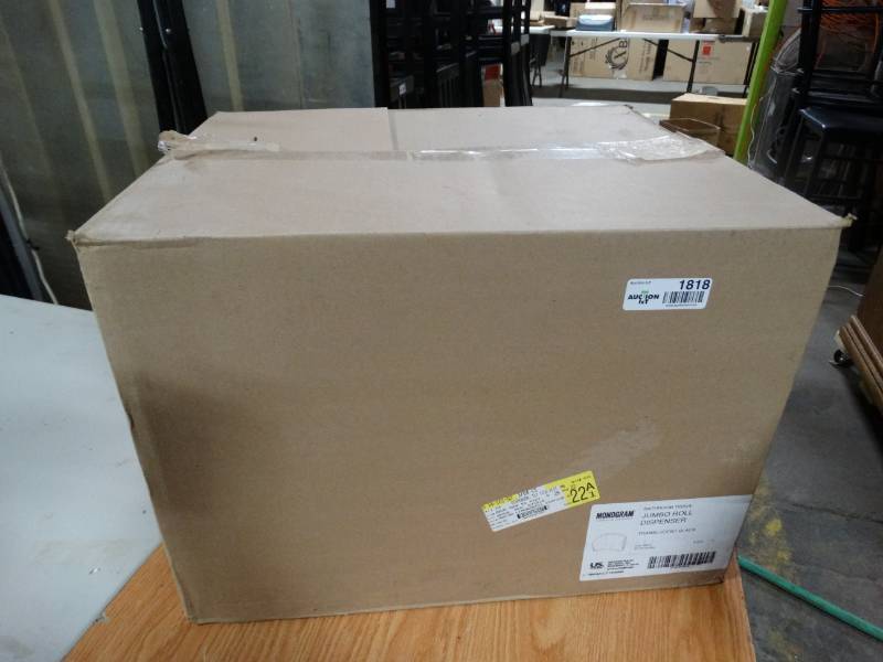 lot 1818 image: 4 new jumbo toilet paper roll dispensers