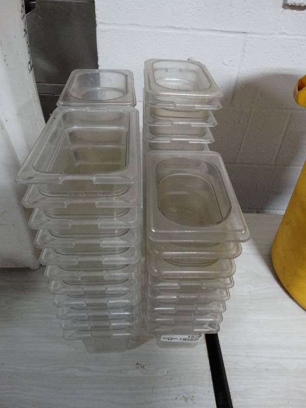 lot 1826 image: 41 plastic inserts