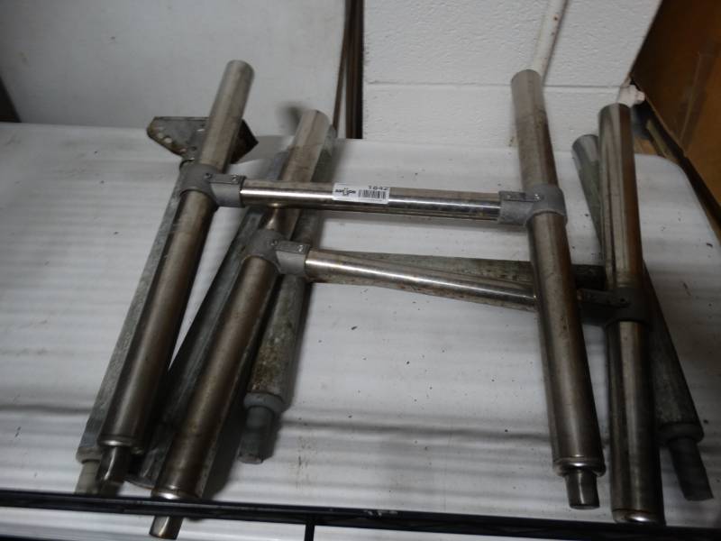 lot 1842 image: Various equipment legs