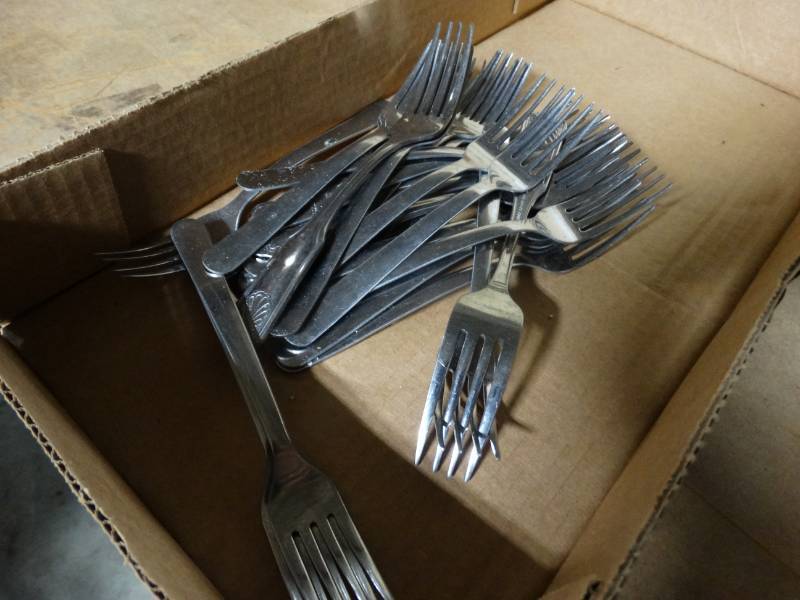 lot 1855 image: Lot of dinner forks