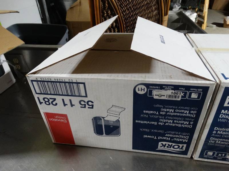 lot 1861 image: Tork hand towel dispenser- New in box